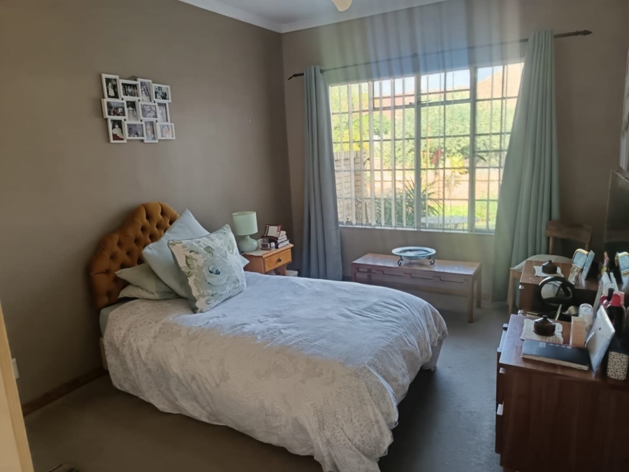2 Bedroom Property for Sale in Minerva Gardens Northern Cape